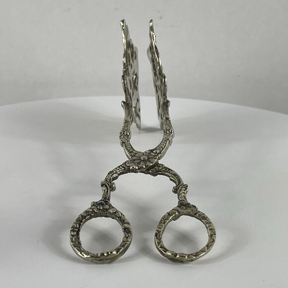 Vintage 7” Ornate Serving , biscuits /Toast Tongs 1920s Made In Italy - Picture 3 of 10